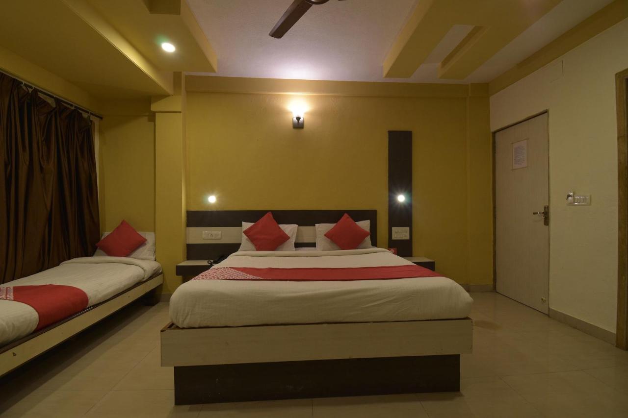 Hotel Oyo 23516 Laxmi