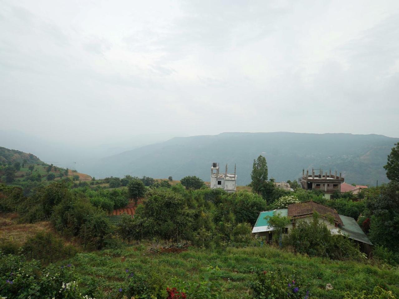 Oyo 23696 Sai Vihar Hotel 3*