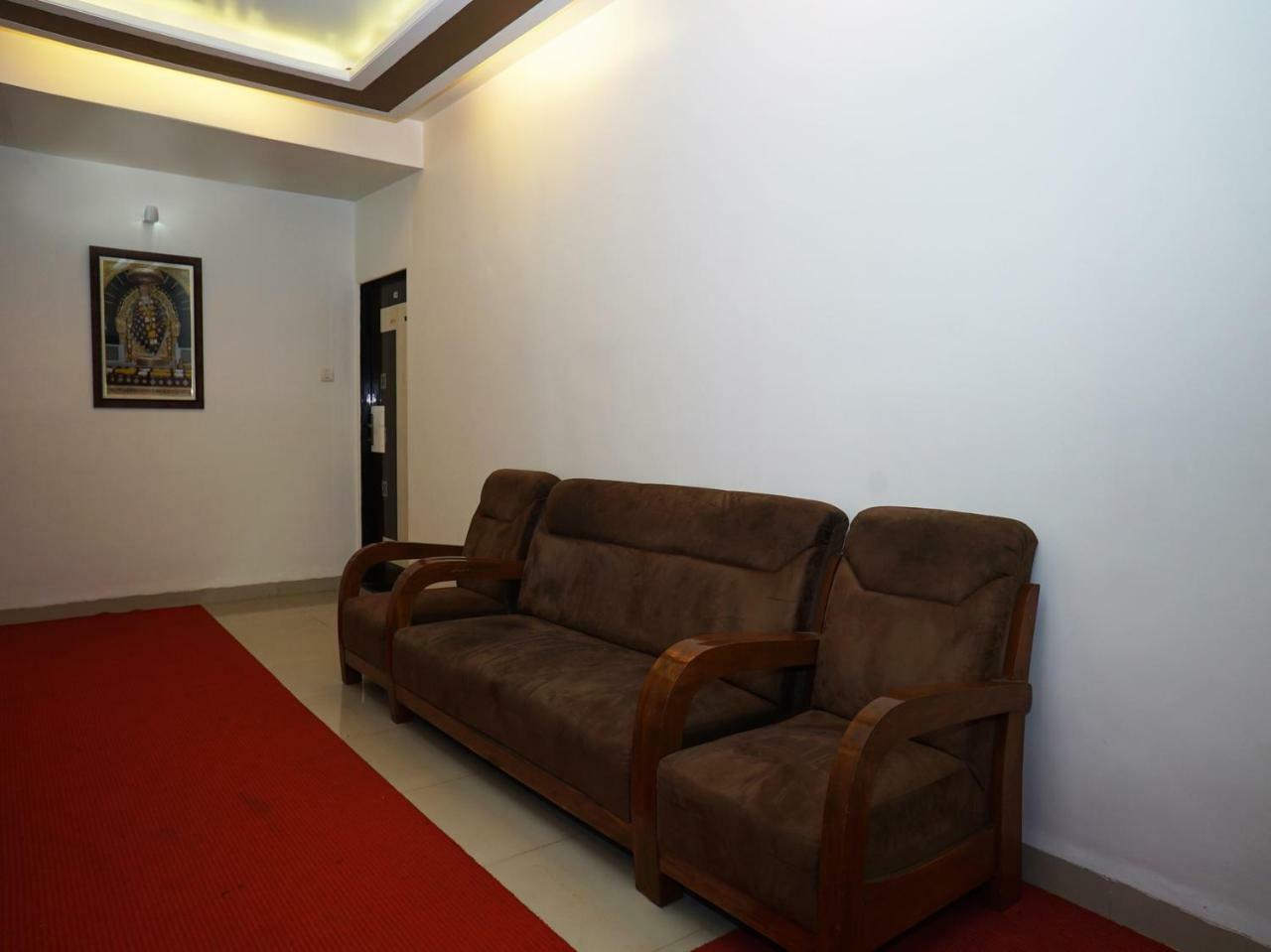 Hotel Oyo 23696 Sai Vihar 3*