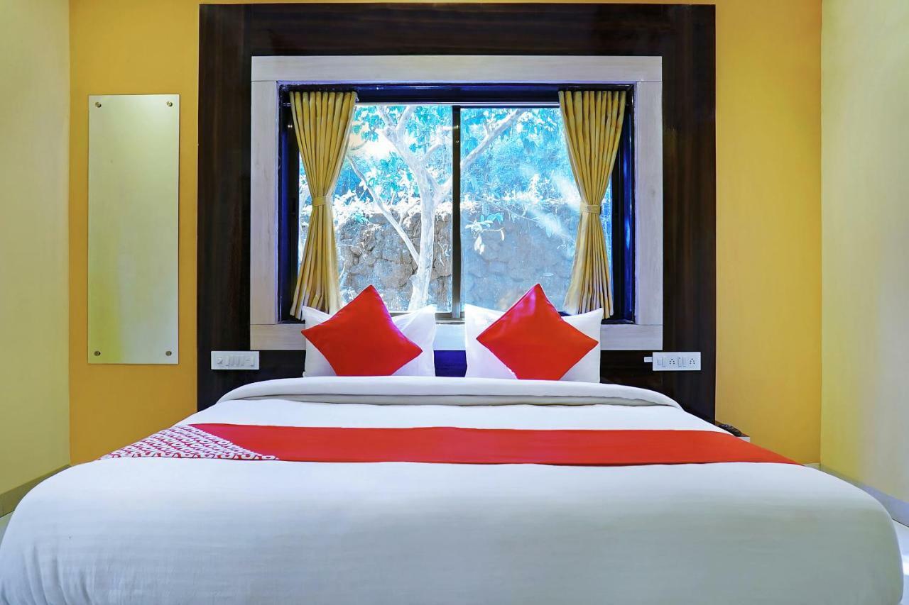 Hotel Oyo 26912 Mountain 3*