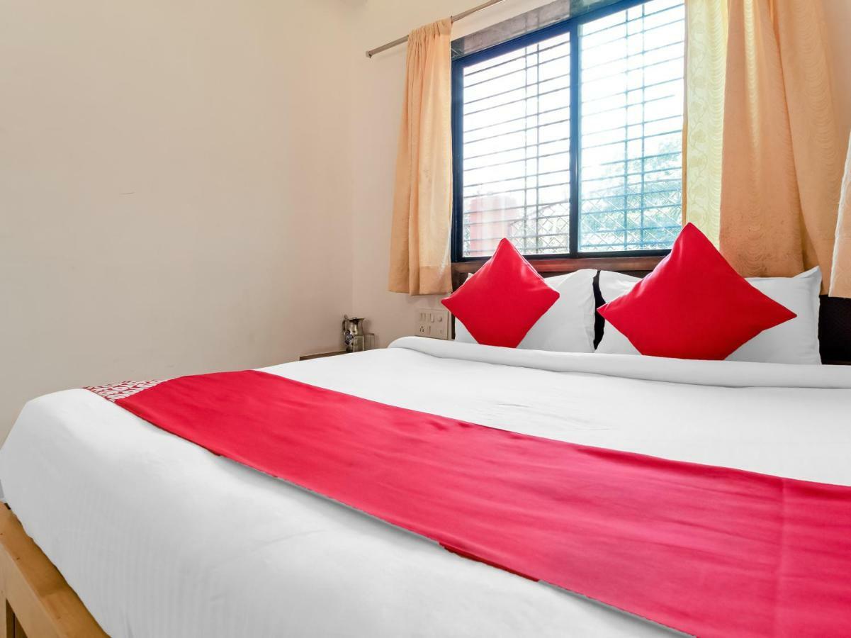 Oyo 19731 Woods Hotel