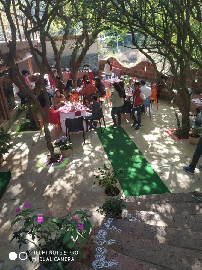 Gourish Hotel Mahabaleshwar