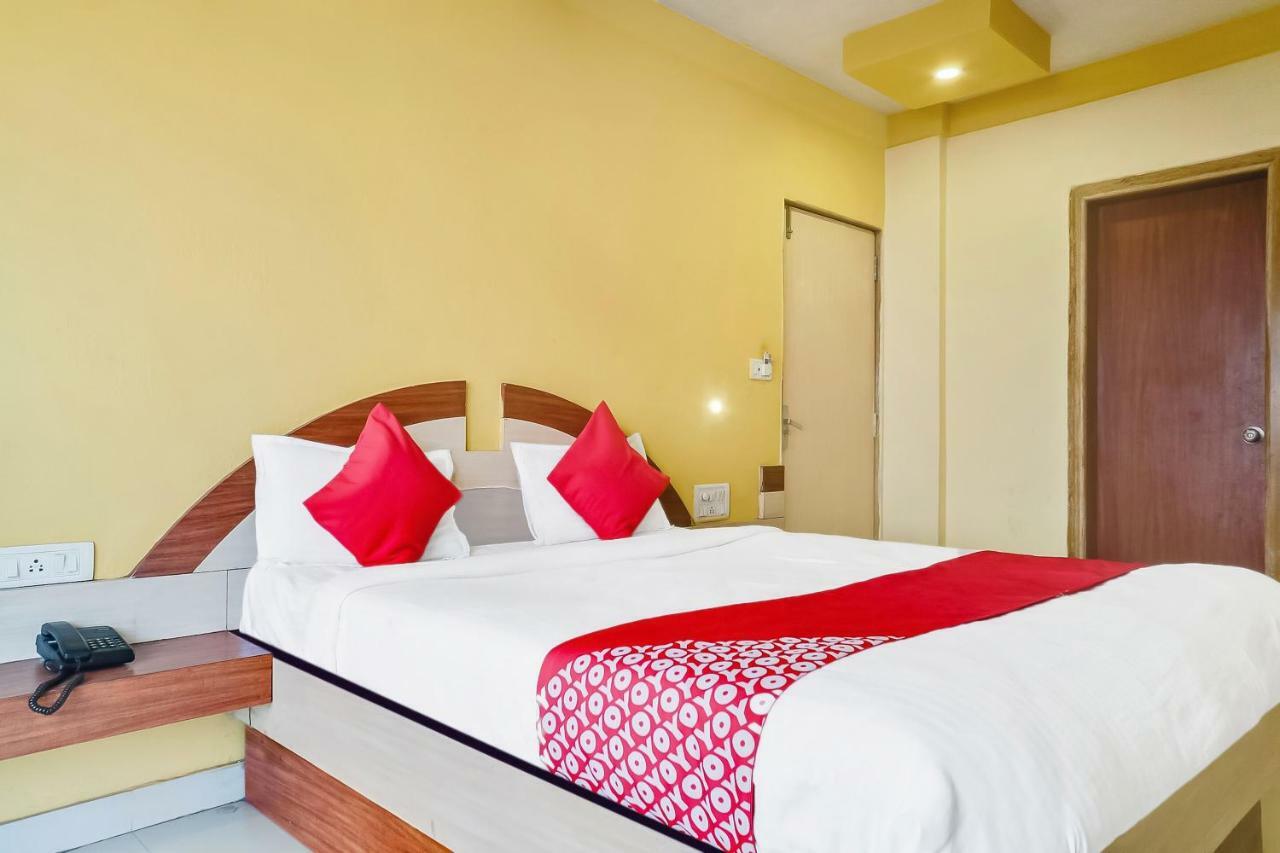 Hotel Oyo 23516 Laxmi