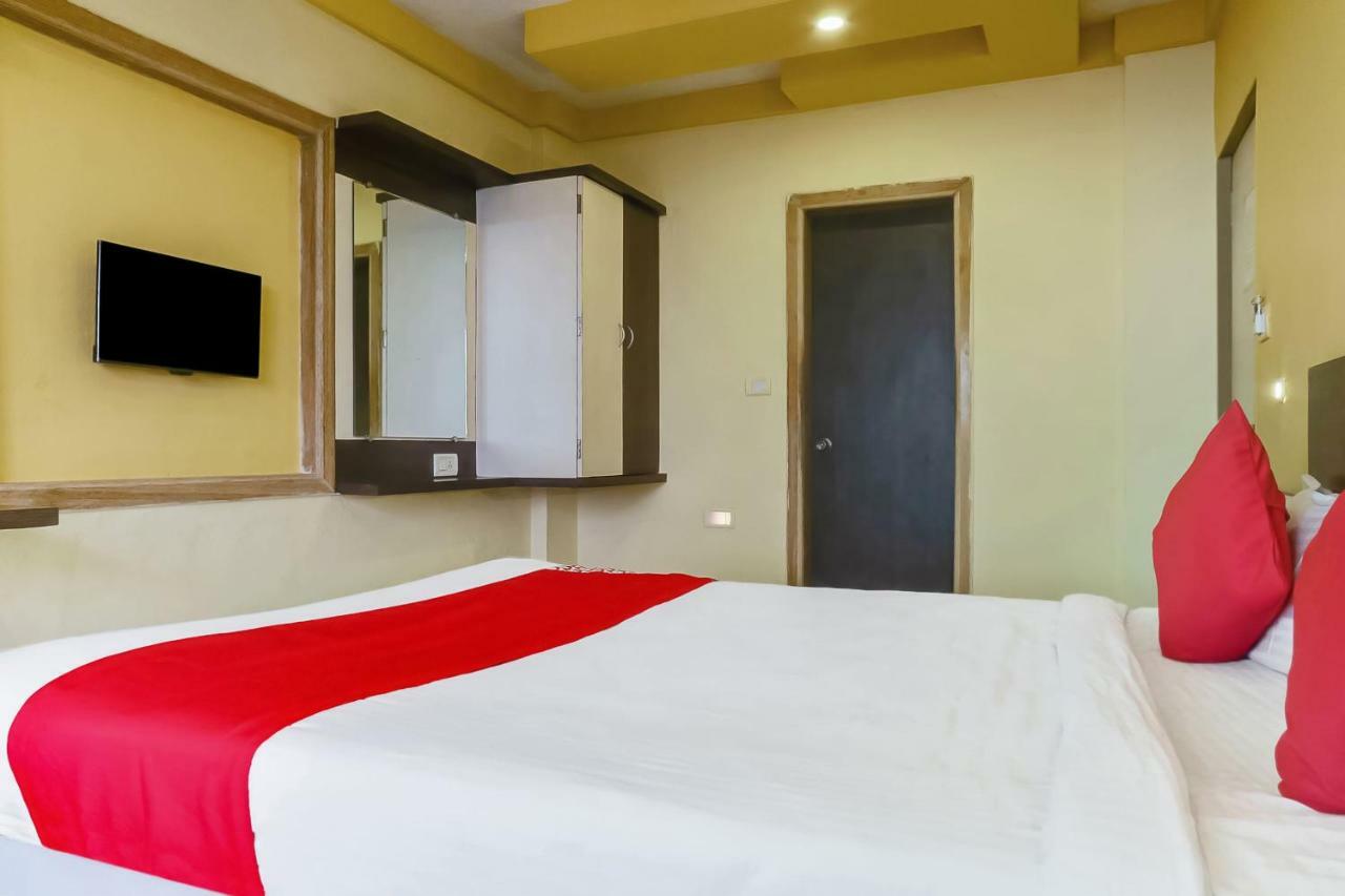 Oyo 23516 Laxmi Hotel Mahabaleshwar