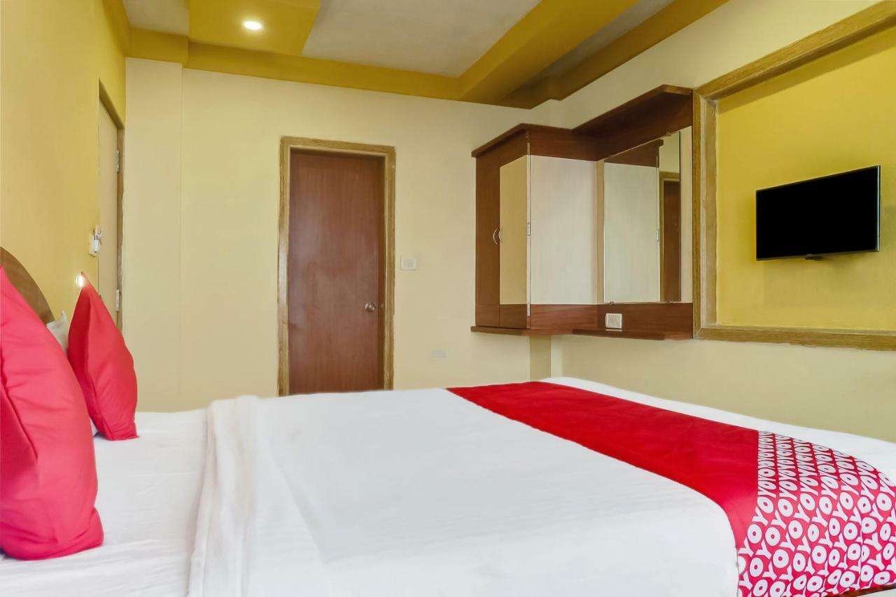 Oyo 23516 Laxmi Hotel 3*