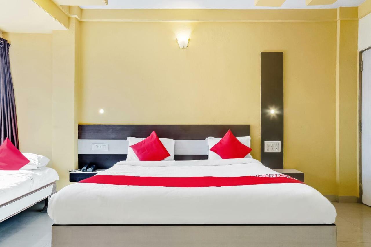 Oyo 23516 Laxmi Hotel Mahabaleshwar