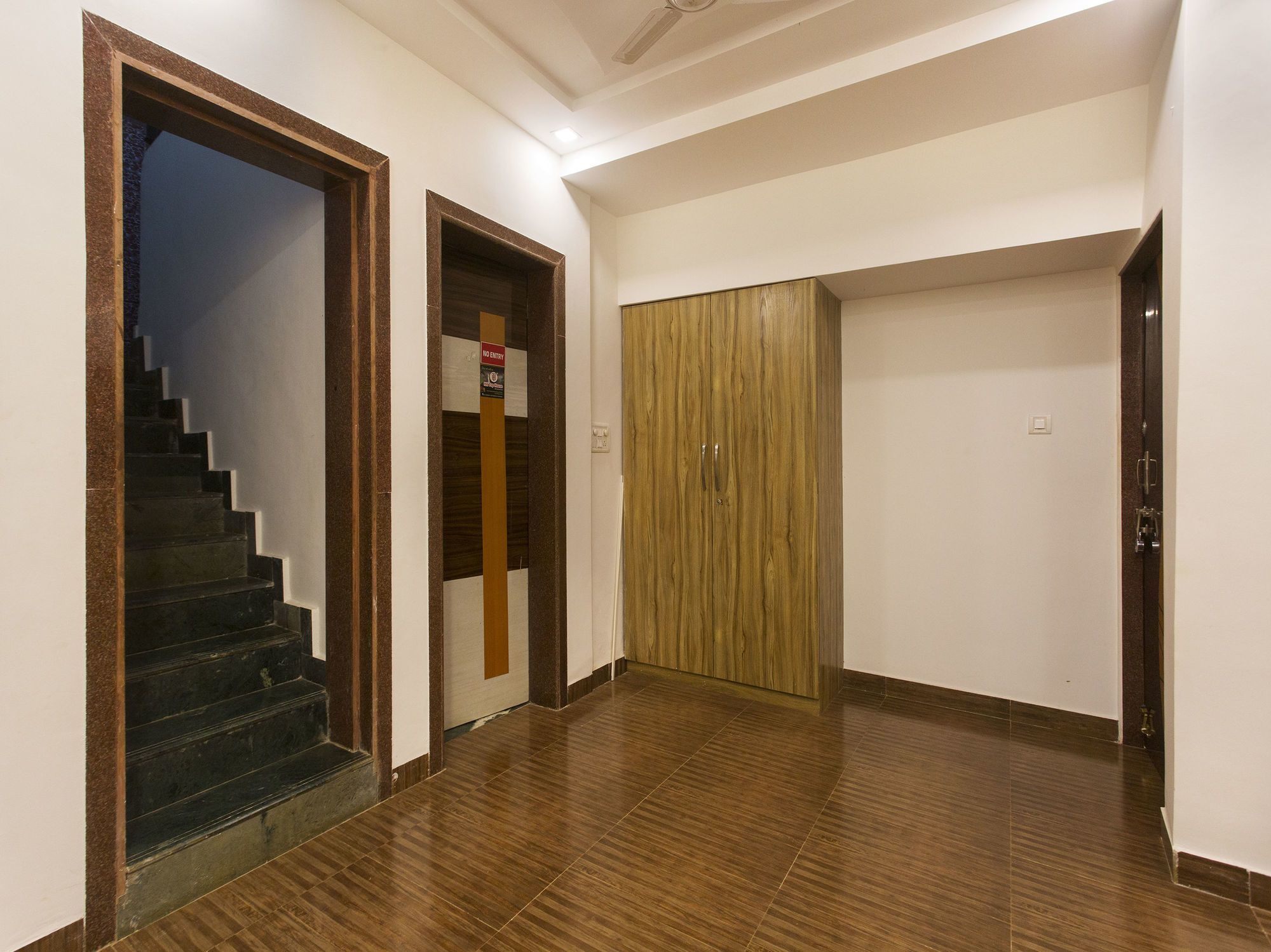 Oyo 9906 Hill House Mahabaleshwar