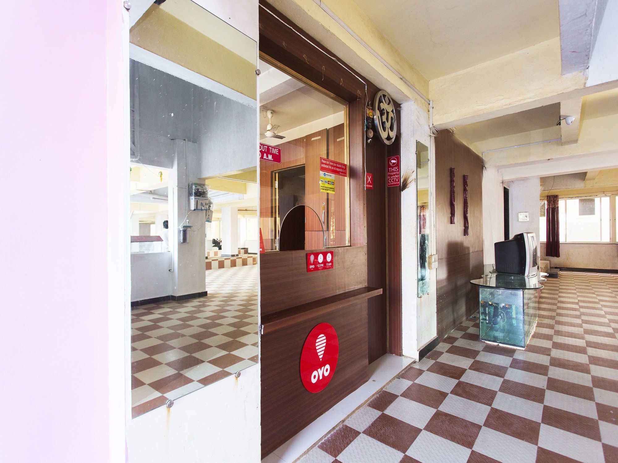 Latanand Residency Hotel 2*