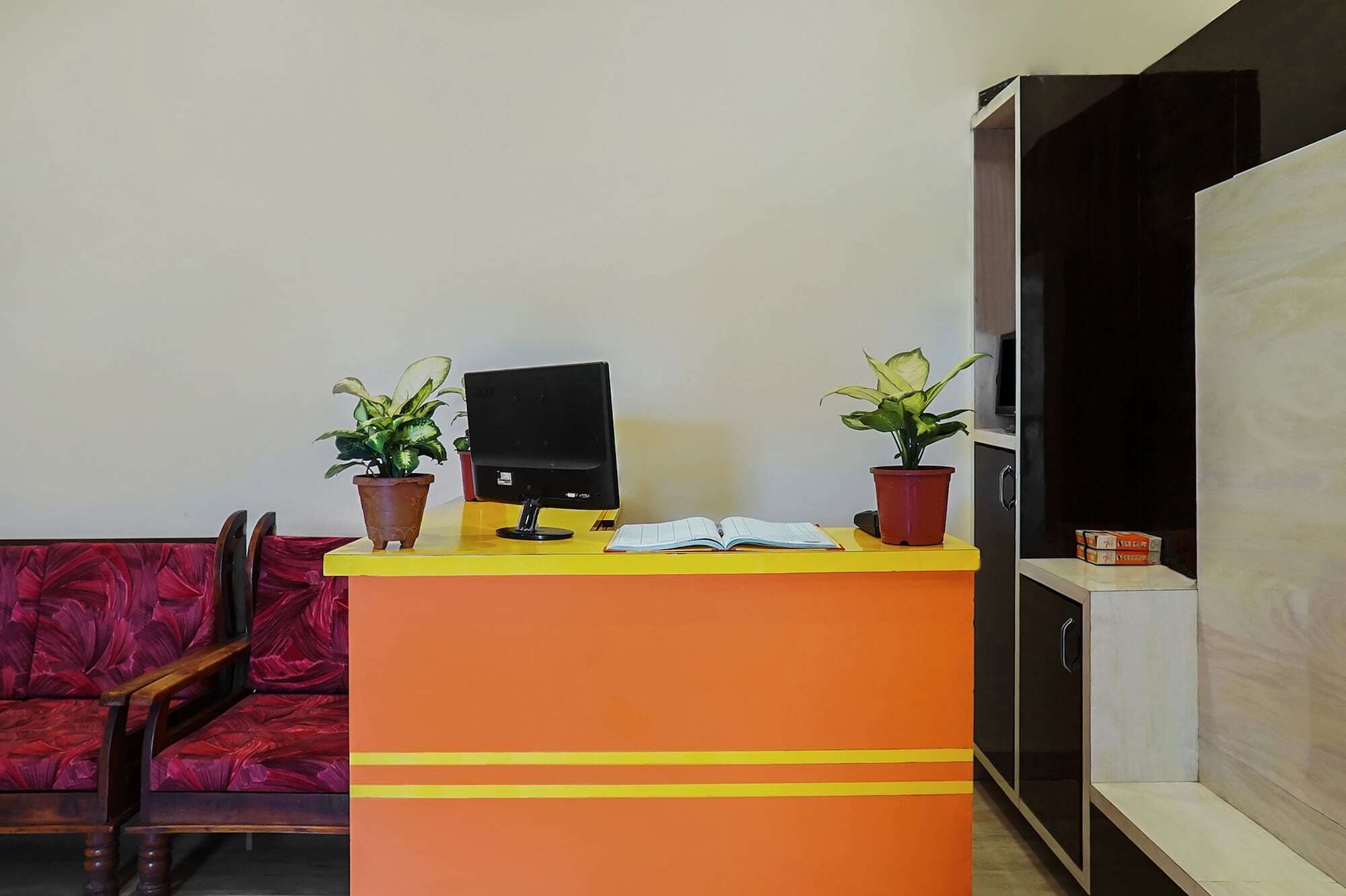 Oyo 26912 Mountain Hotel