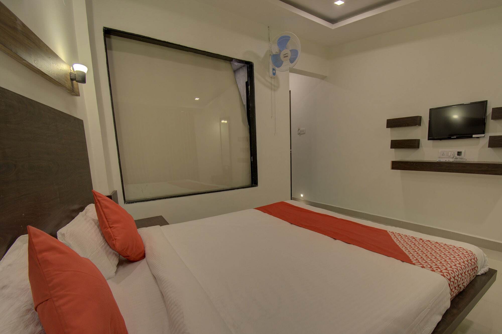 Hotel Oyo 26229 Swaroop Niwas 3*