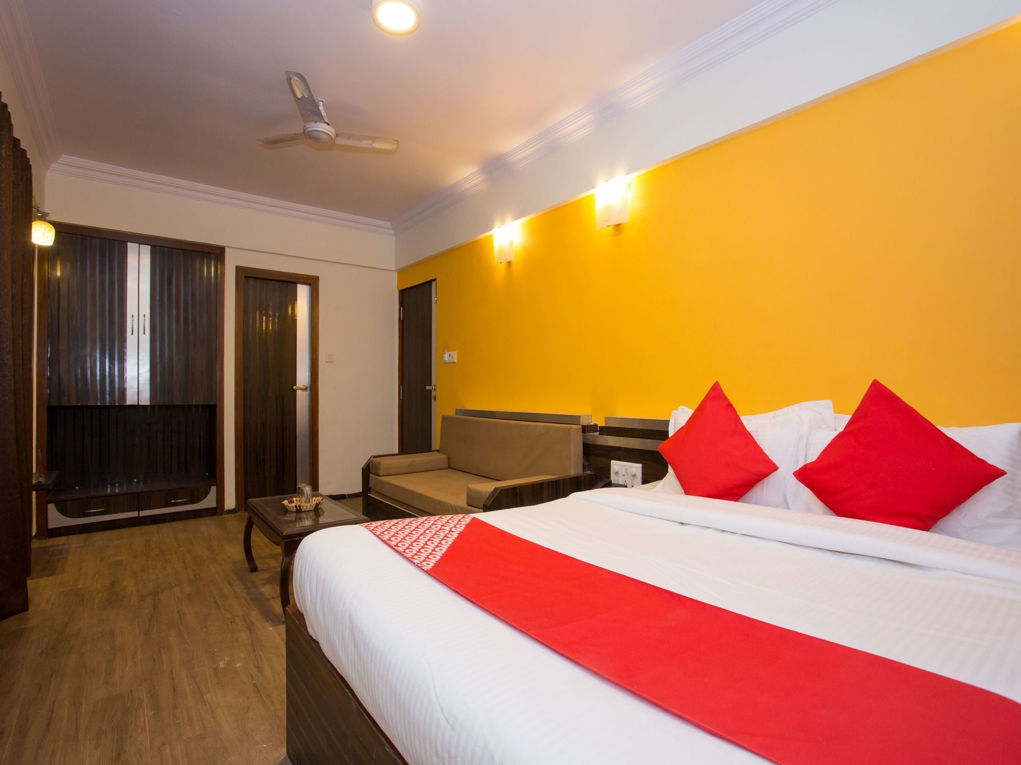 Oyo 12078 Suncity