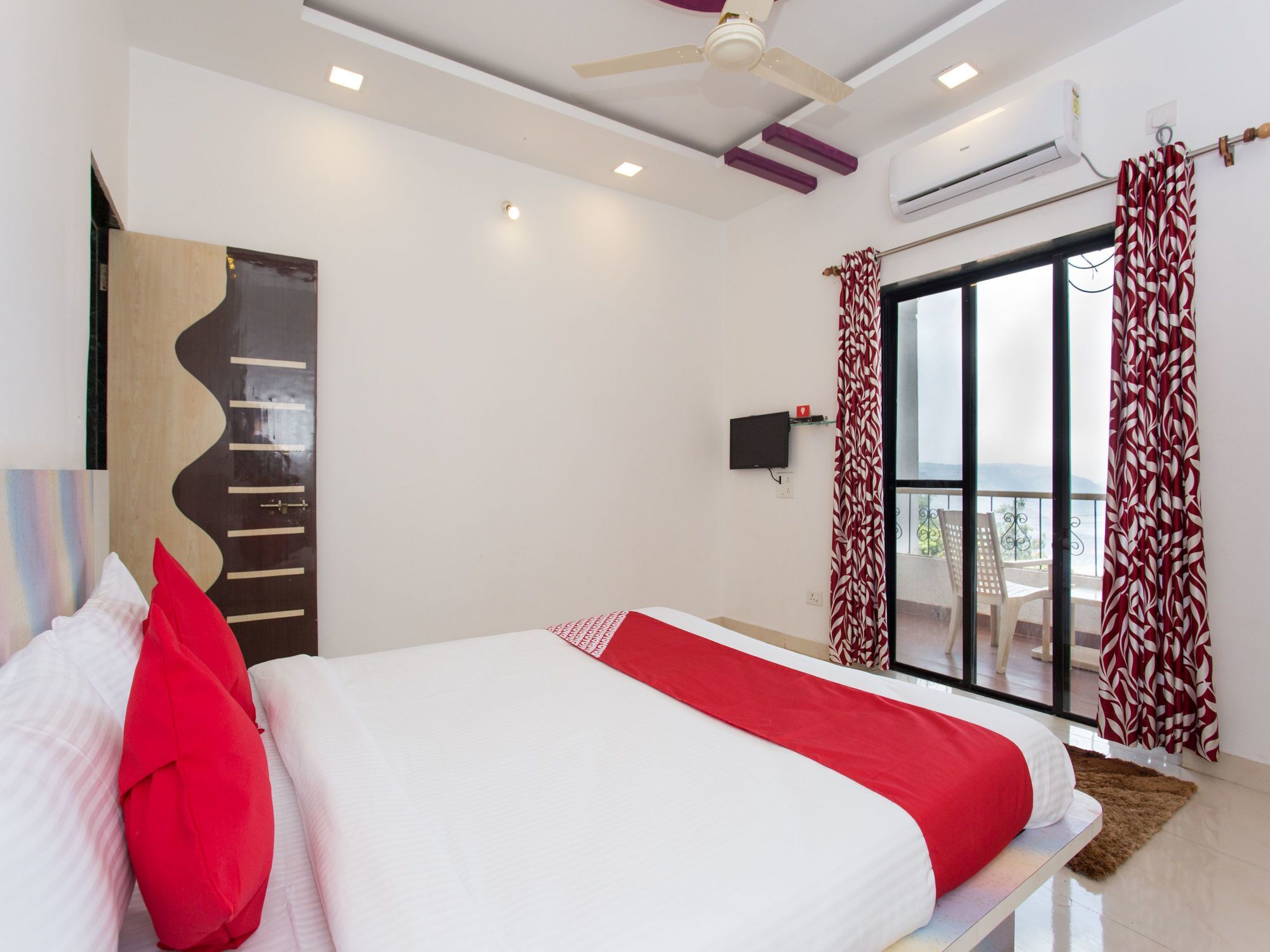 Oyo 12380 Valleyview Residency 3*