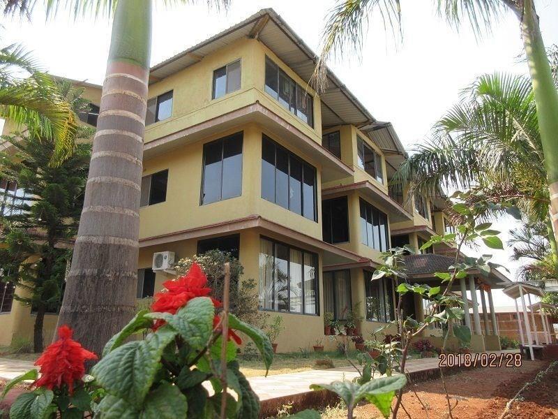 Hotel Bellevue Panchgani 3*