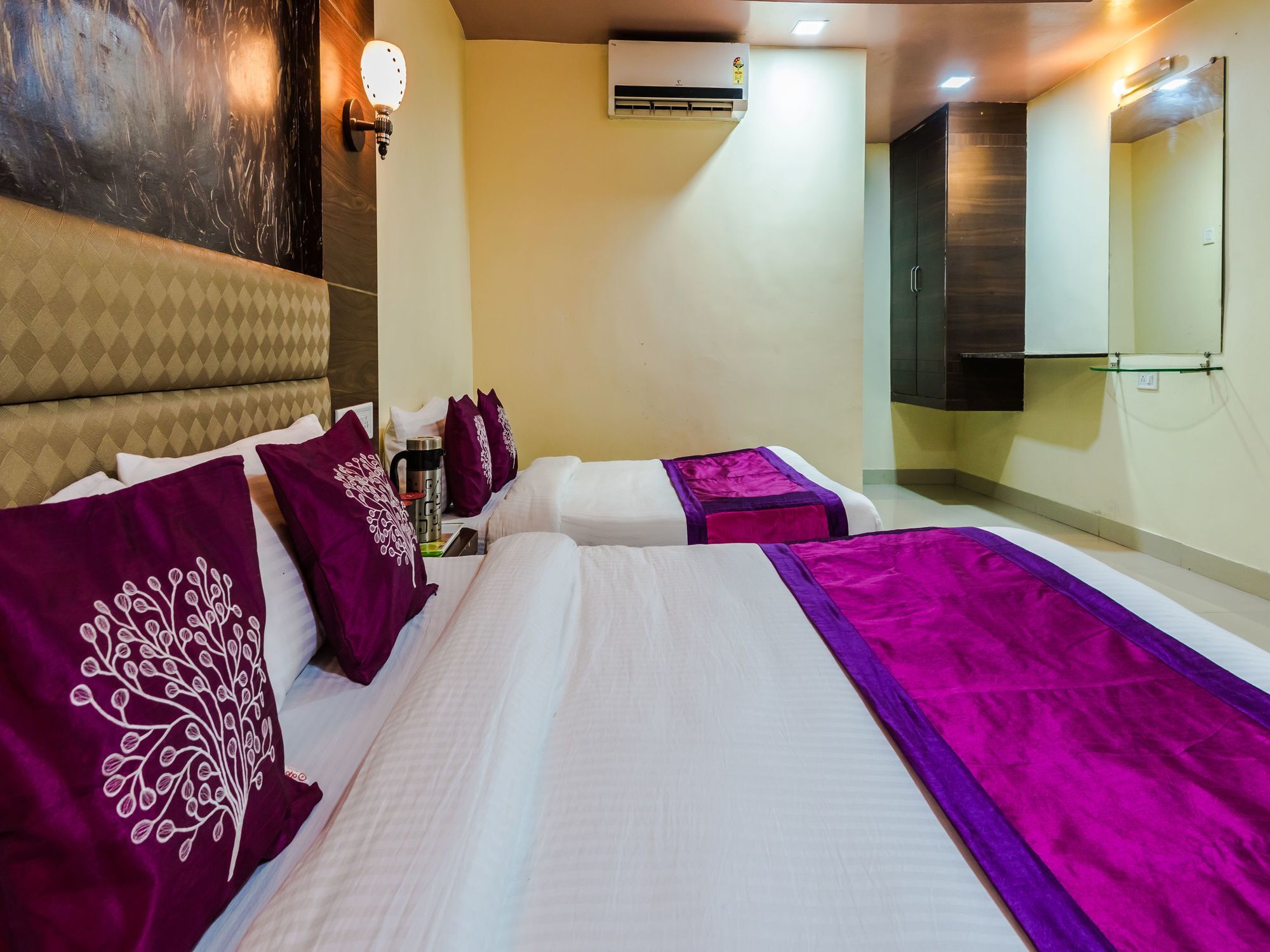 Oyo 3324 Laxmi Hotel 2*