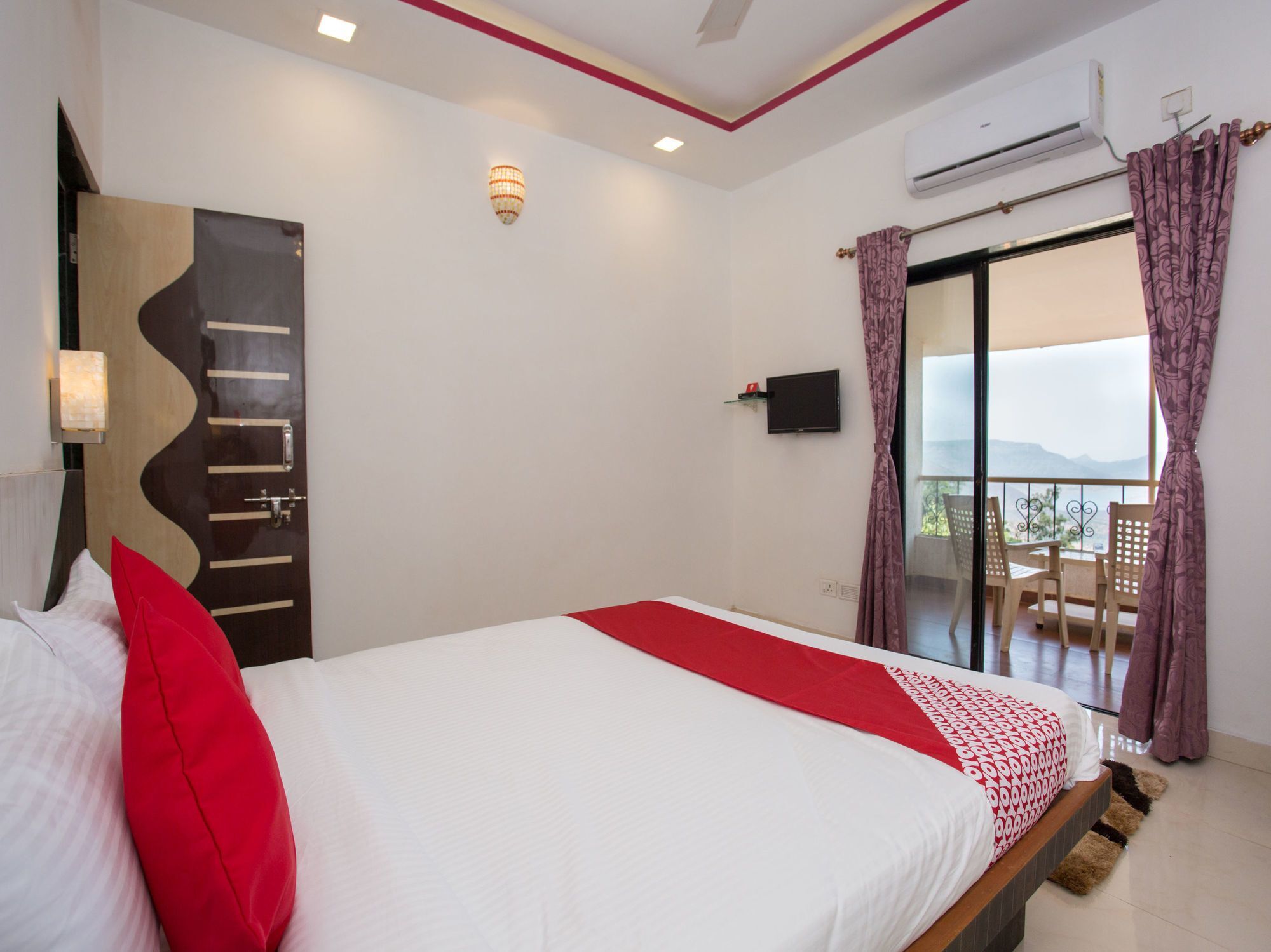 Hotel Oyo 12380 Valleyview Residency
