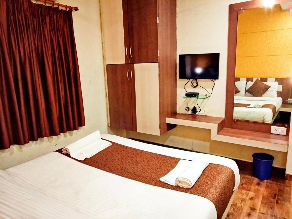 Inn Megh Madhur