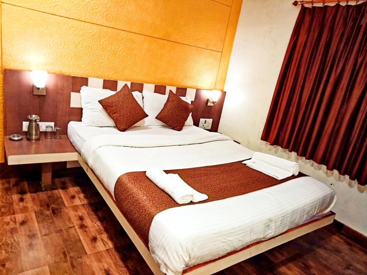 Megh Madhur Inn 2*