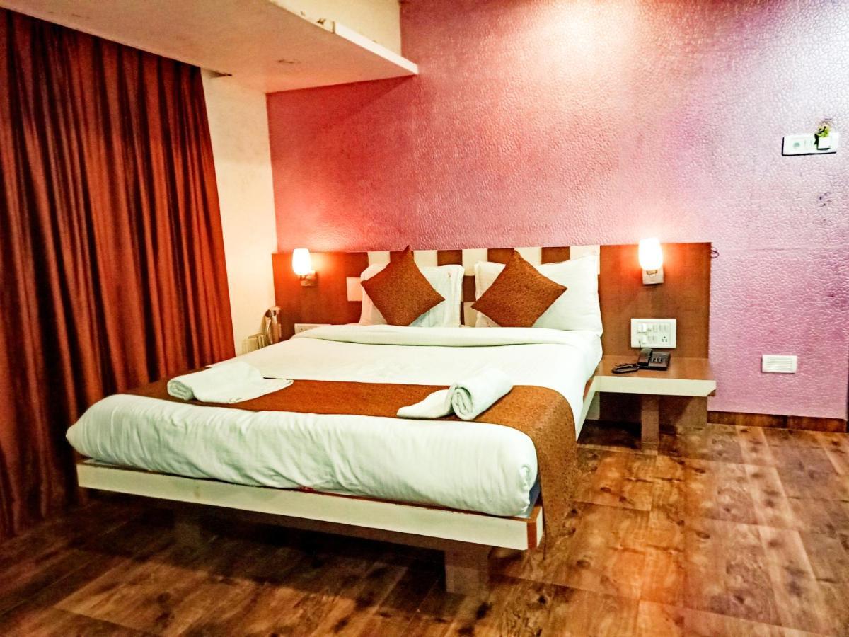 Megh Madhur Inn