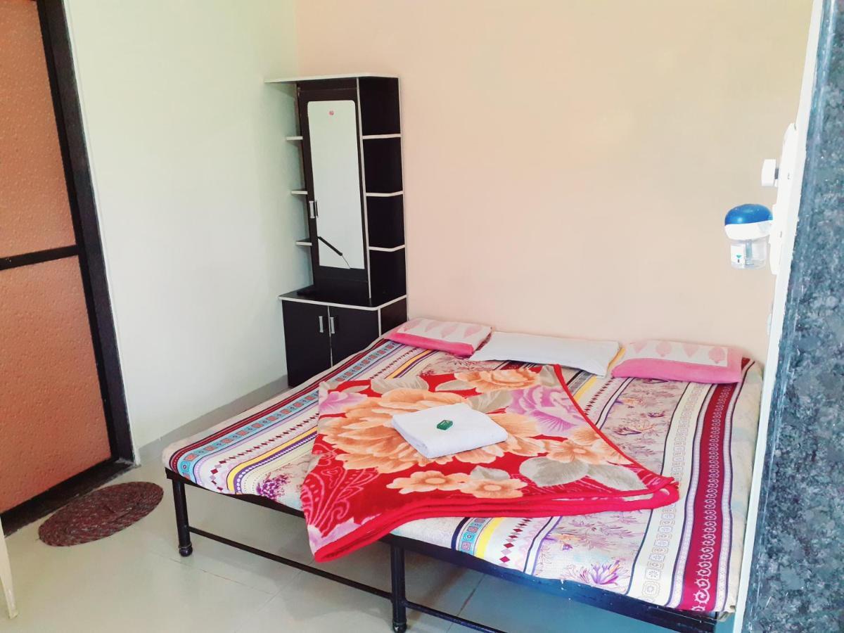 Shivtej Hotel 2*