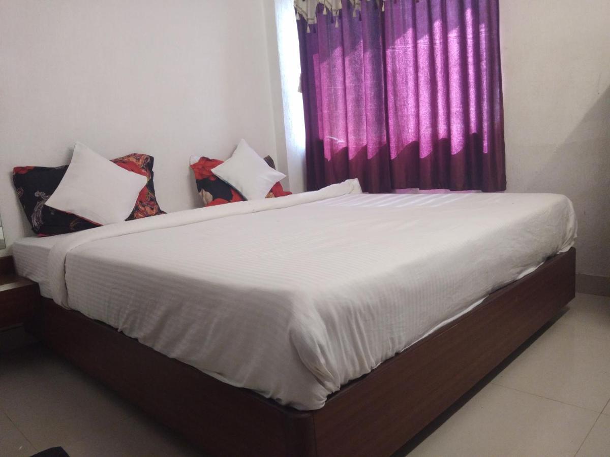 Latanand Residency Hotel 2*