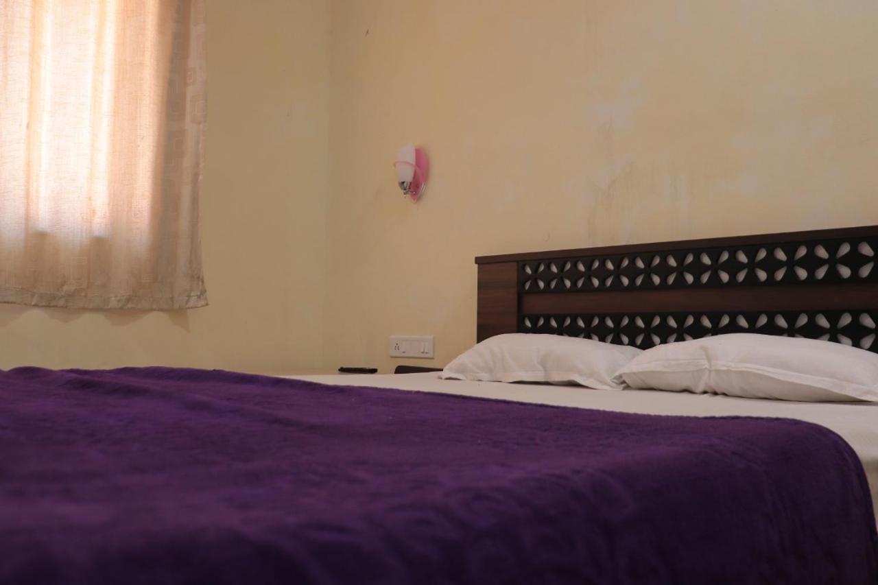 Suraj Hotel