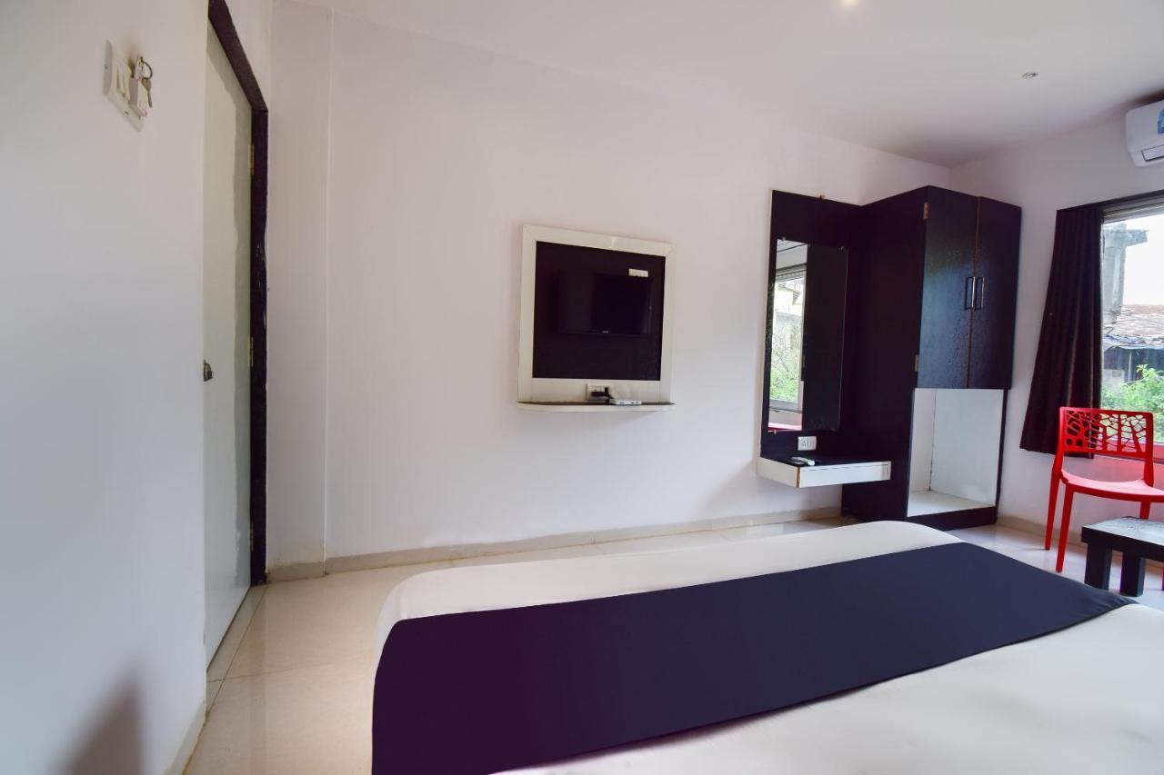 Hotel Capital O 14554 Golden Valley