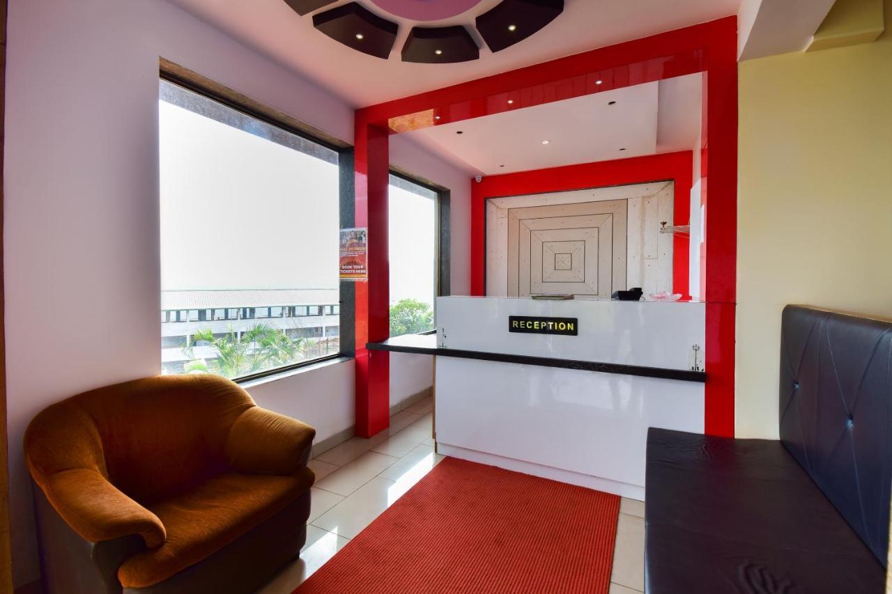 Hotel Capital O 14554 Golden Valley 3*