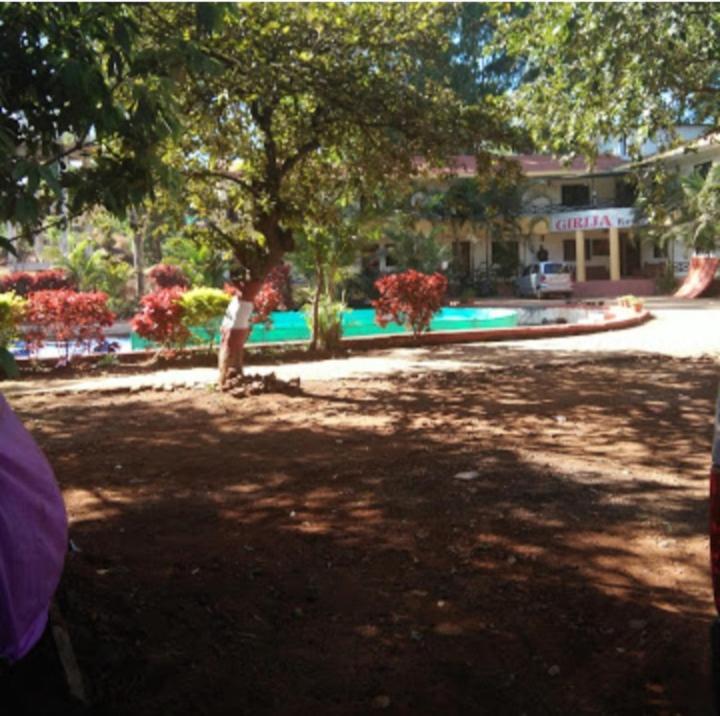 Girija Hotel