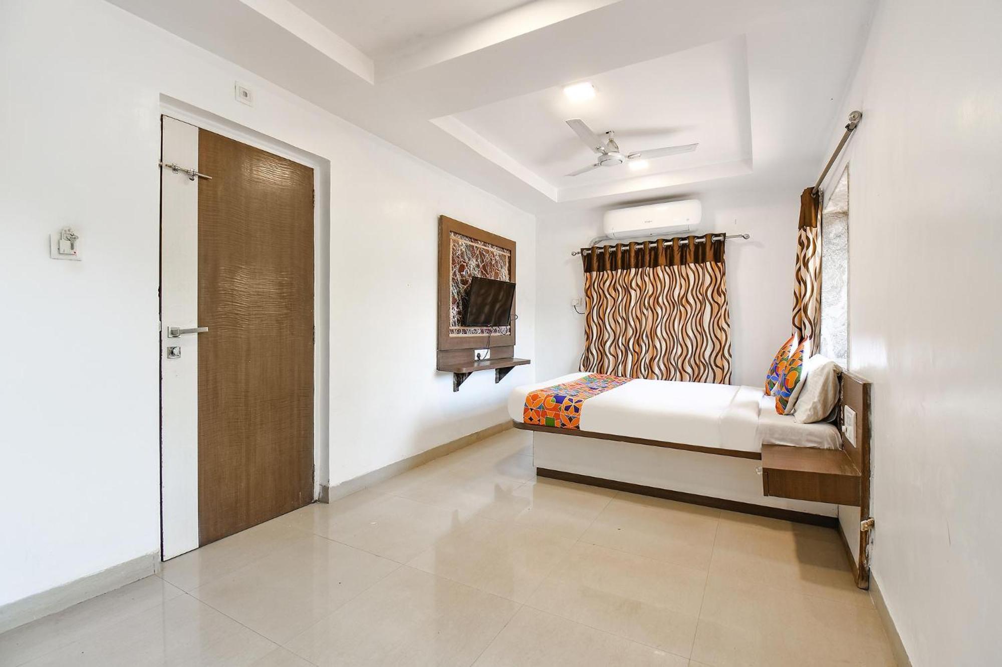 Fabhotel Bright Holidays